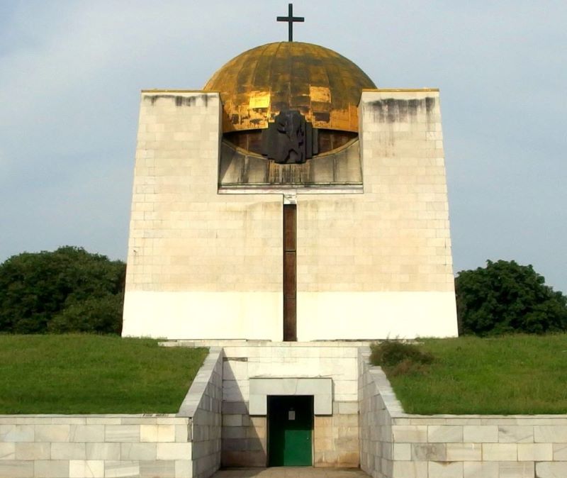 „Пантеонът на възрожденците” гр.Русе